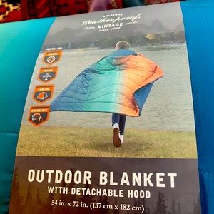 Weatherproof Vintage Outdoor Blanket The Summit Outdoor Blanket 2-in-1 design